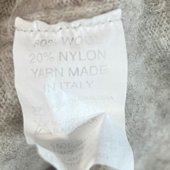 Guy Laroche homme Tan wool pull over sweater, size medium - Picture 3 of 8